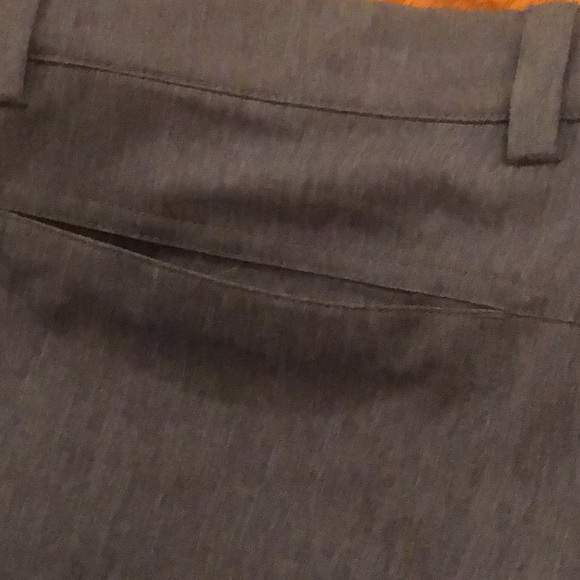 Greg Norman Golf Short Size 34 - Picture 4 of 5